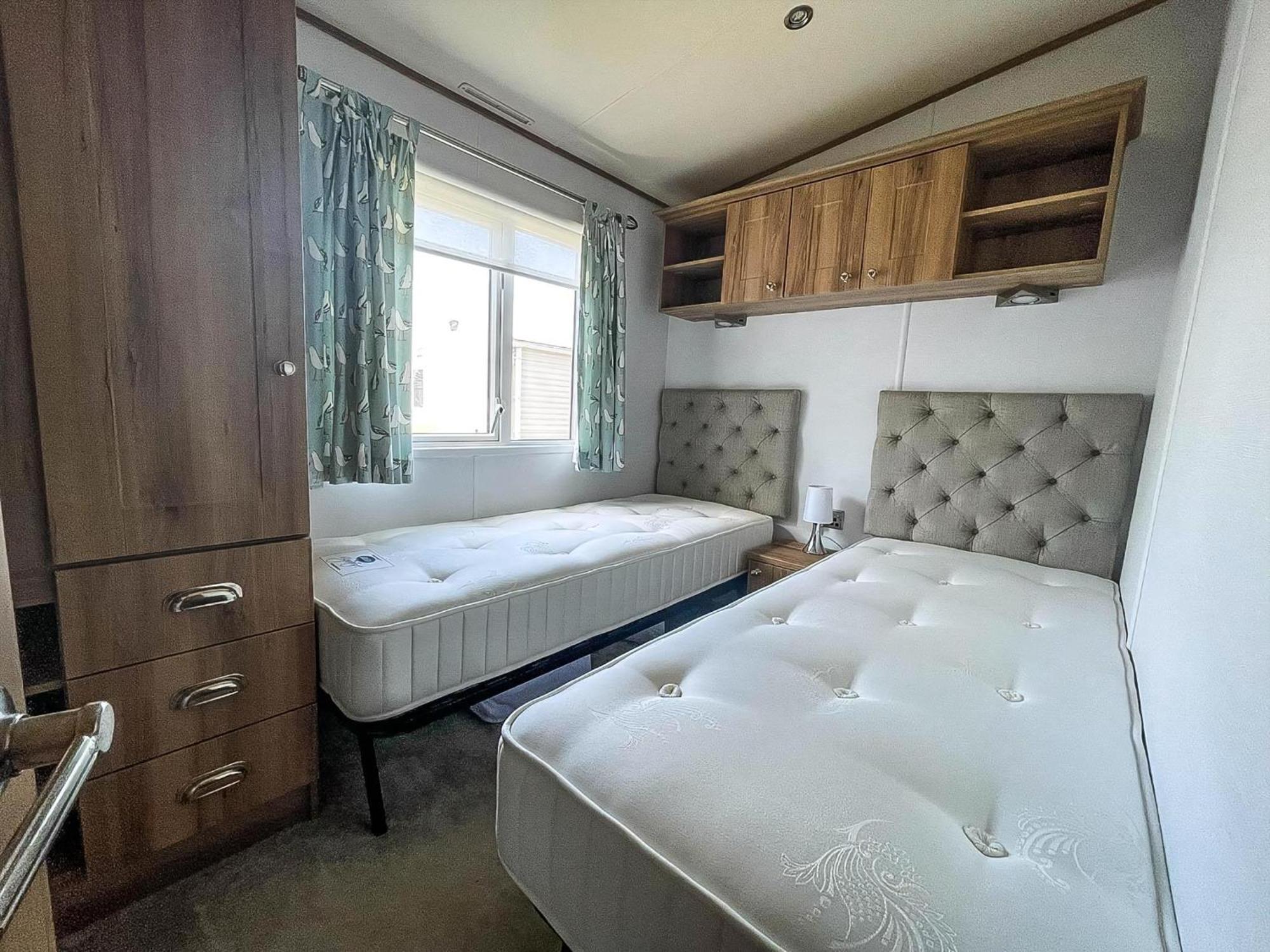 Beautiful Caravan With Decking At Carlton Meres Holiday Park, Suffolk Ref 60022M Saxmundham Dış mekan fotoğraf